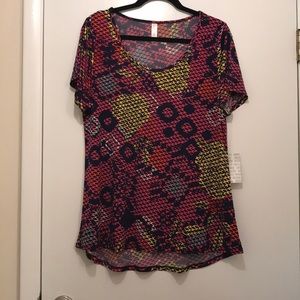 Lularoe Classic T, Large, BNWT, blue background